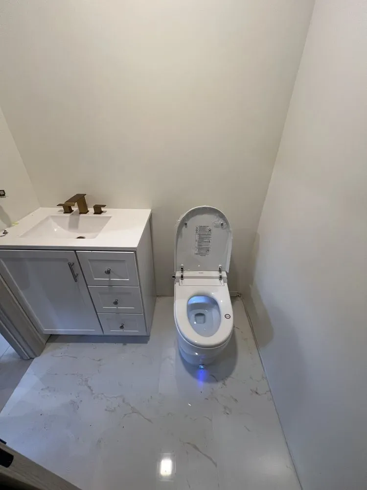 Professional water heater service experts serving Van Nuys, CA - DY Plumbing & Rooter