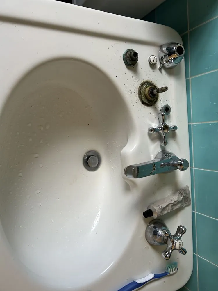 Slide of Dynamo Plumbing & Drain Cleaning