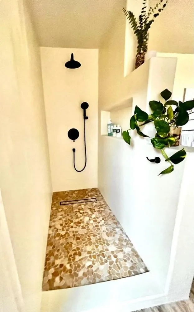 Slide of Dynasty Plumbing