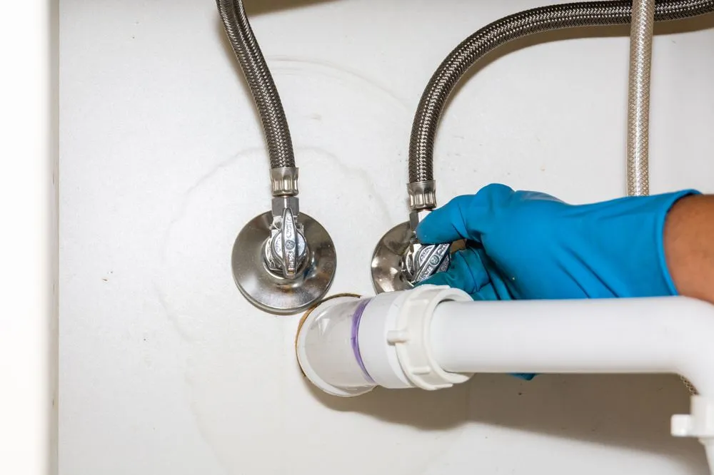 Slide of DYZ Plumbing