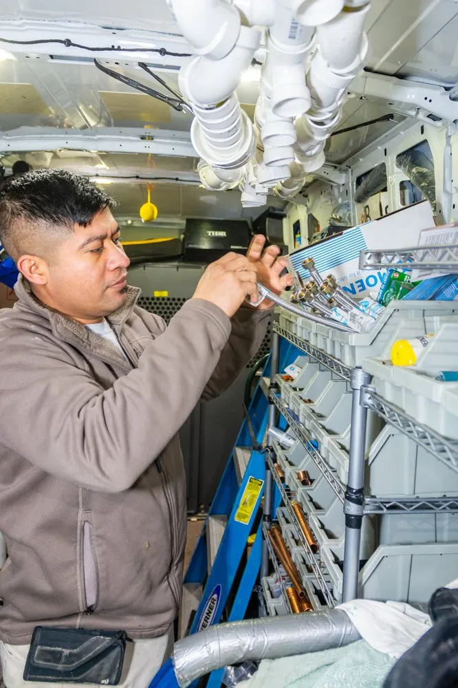 Slide of DYZ Plumbing