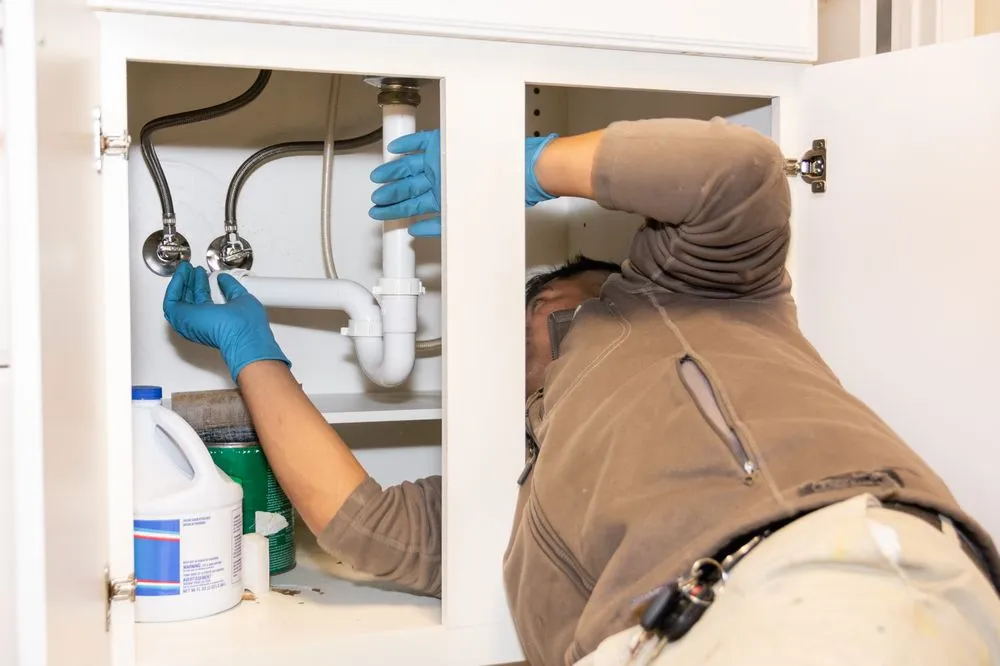 Slide of DYZ Plumbing