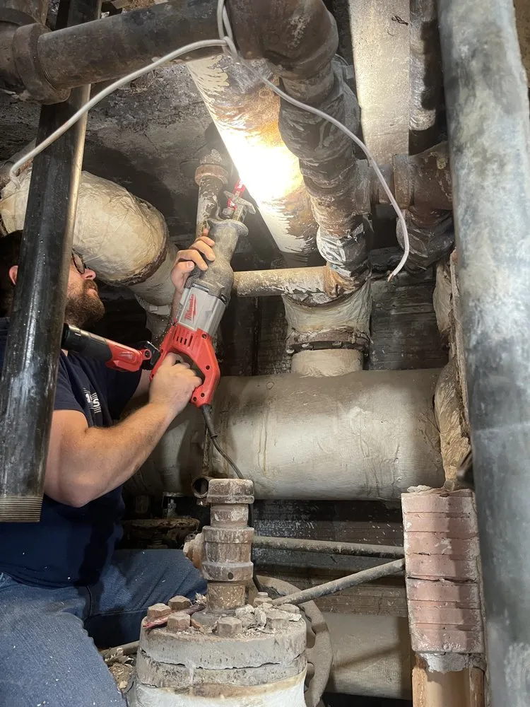 Affordable emergency plumbing for homes in New York, NY by E & E Mechanical Services