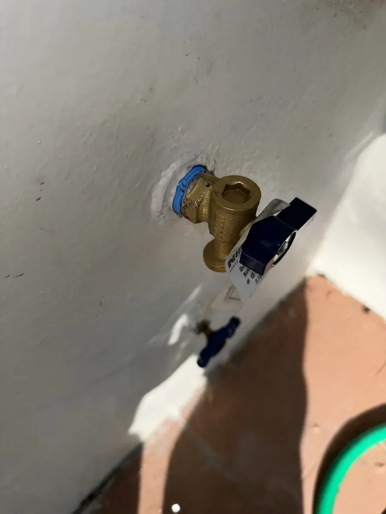 Slide of E & L Capital Plumbing