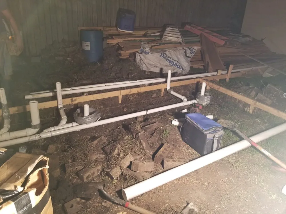 Slide of E & S Plumbing