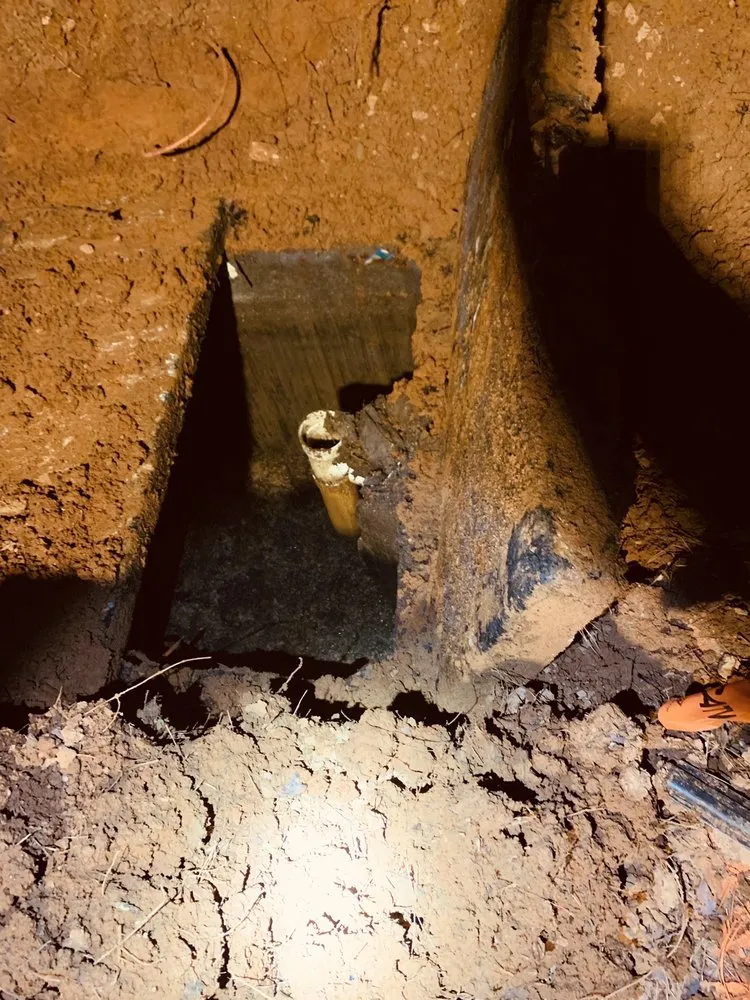 Emergency water heater service experts serving Suwanee, GA - E. Dennis Heating, Cooling, Plumbing & Electrical