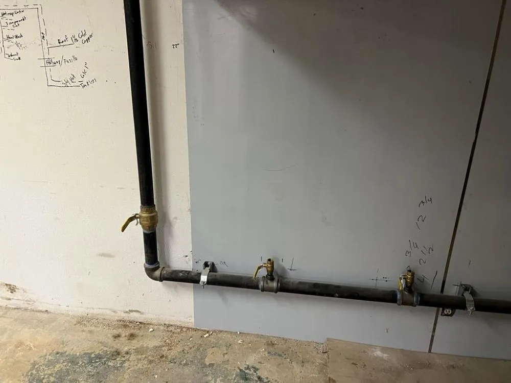 Slide of E-M.O.Z Plumbing