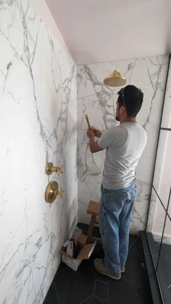 Slide of E-M.O.Z Plumbing