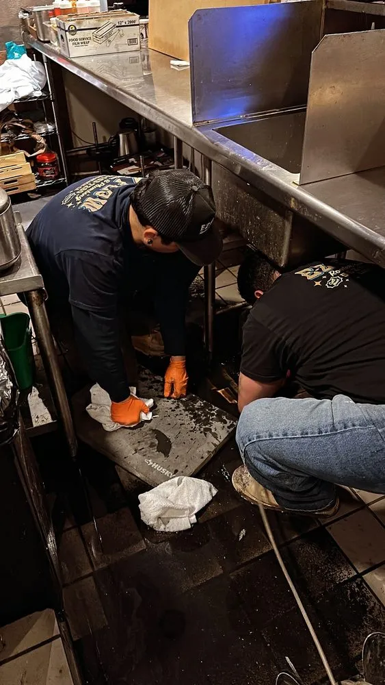 Affordable drain cleaning experts serving Long Beach, CA - E-Z Flow Rooter & Plumbing