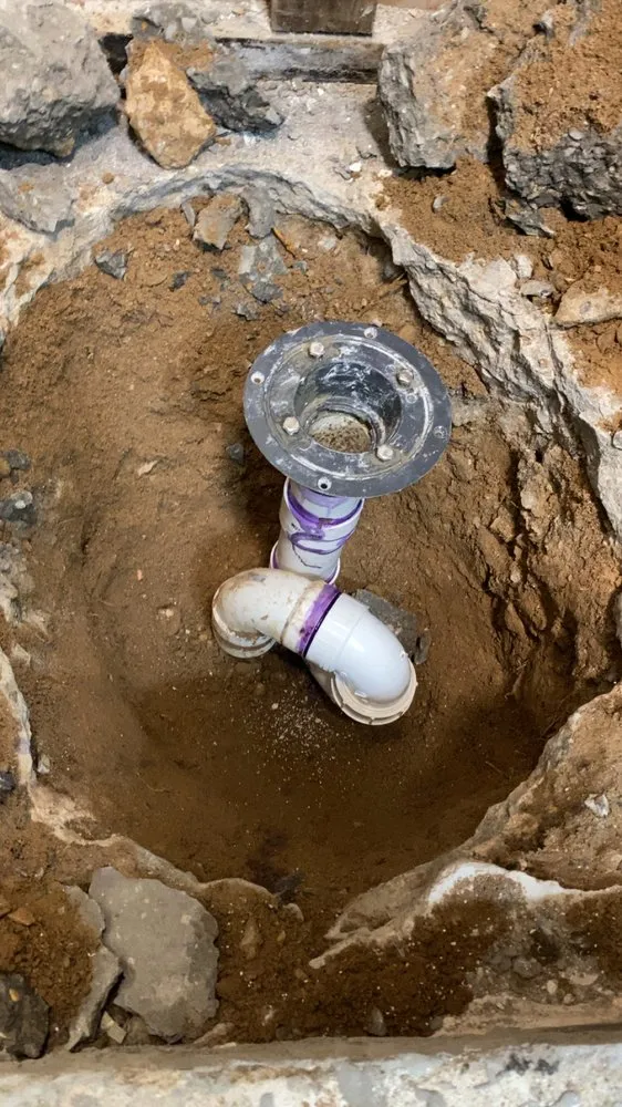 Slide of E&A Handyman and Plumbing Services