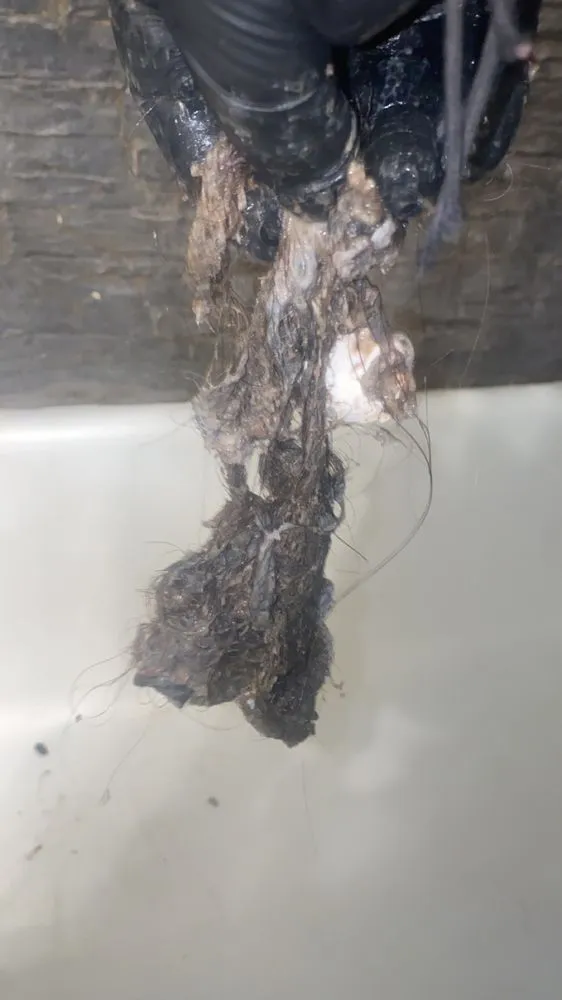 Slide of E&A Handyman and Plumbing Services