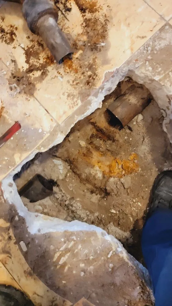 Slide of Eagle Eye Plumbing