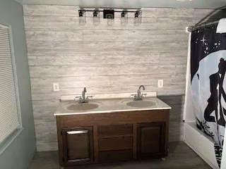 Slide of Eagles' Wings Property Management and Maintenance