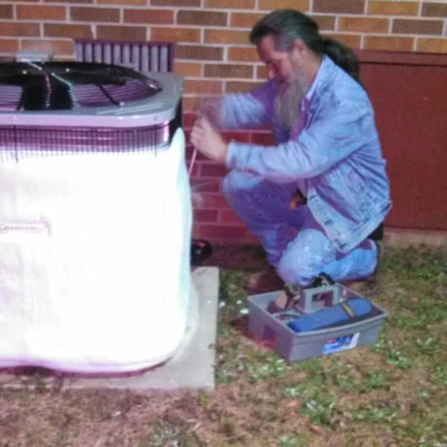 Slide of Earl's Heating and Air Conditioning