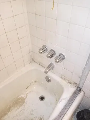 East Lansing Handyman Logo