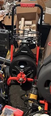 Easy flow drain & sewer Logo