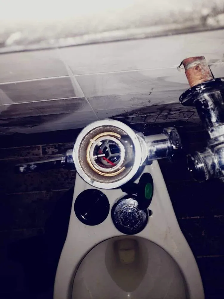 Slide of Easy plumbing Rodriguez