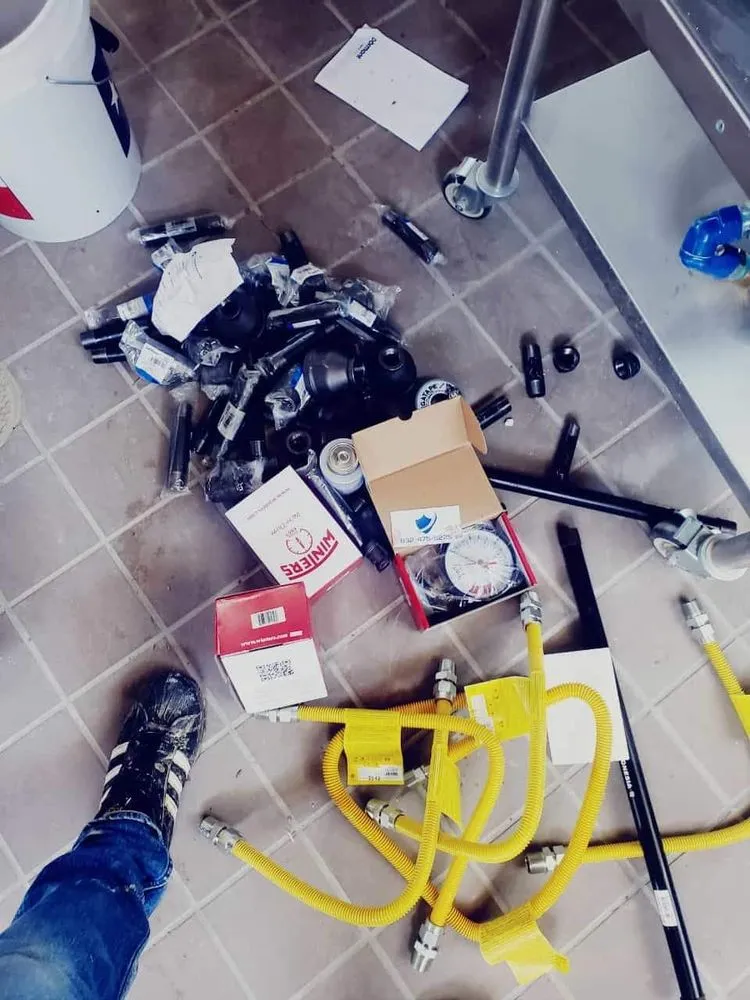 Slide of Easy plumbing Rodriguez