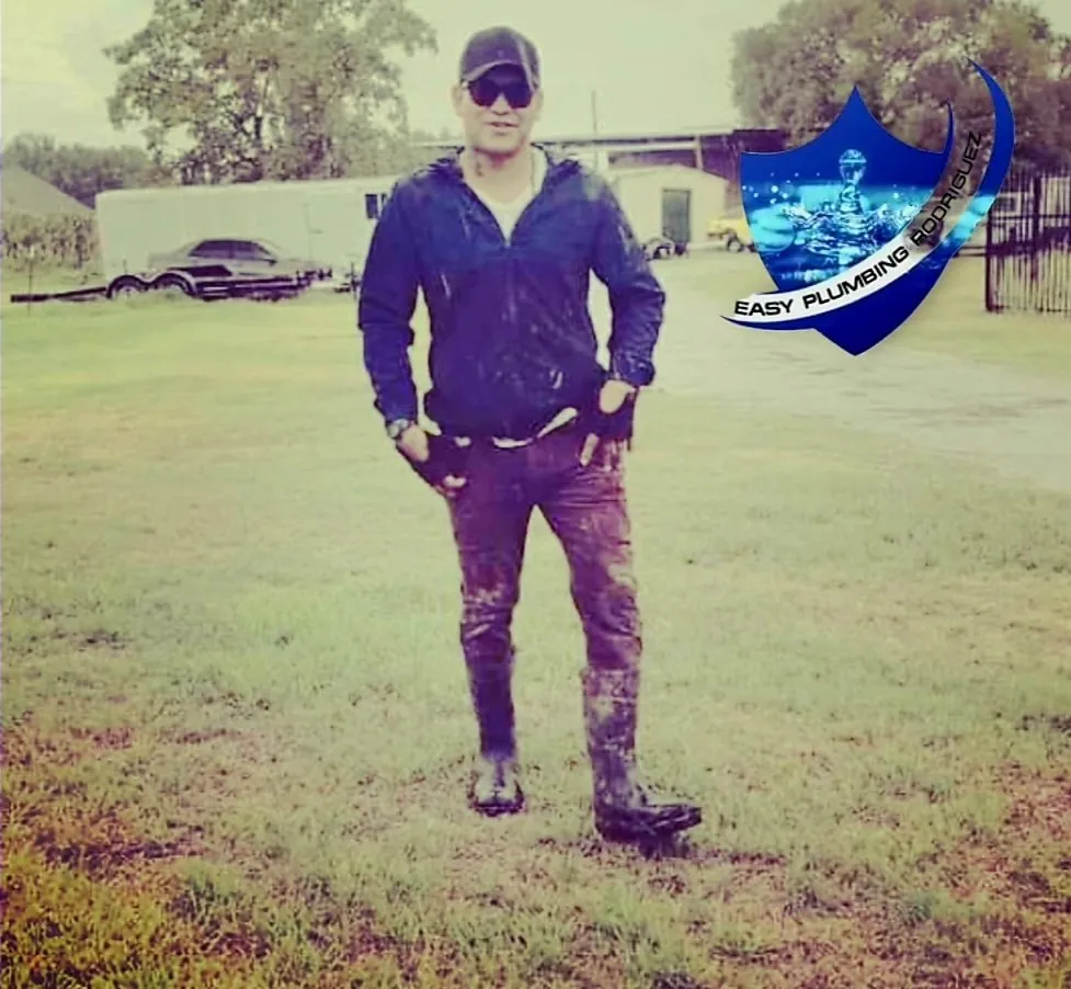 Emergency emergency plumbing for homes in Houston, TX by Easy plumbing Rodriguez