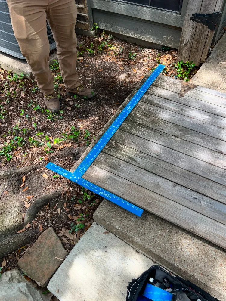 Slide of Echo's Handyman Services