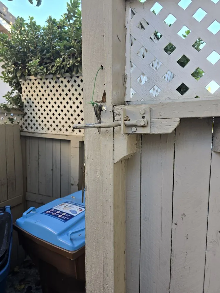 Slide of Ed's Handyman