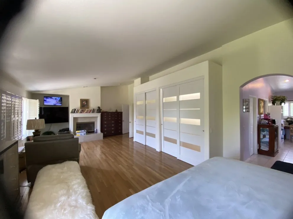 Slide of EDUARD’S General construction