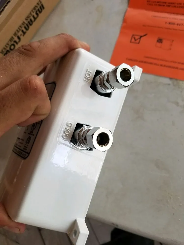 Slide of Edward Rojas Plumbing