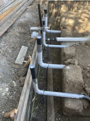 Edwin's Plumbing and Contractors Logo