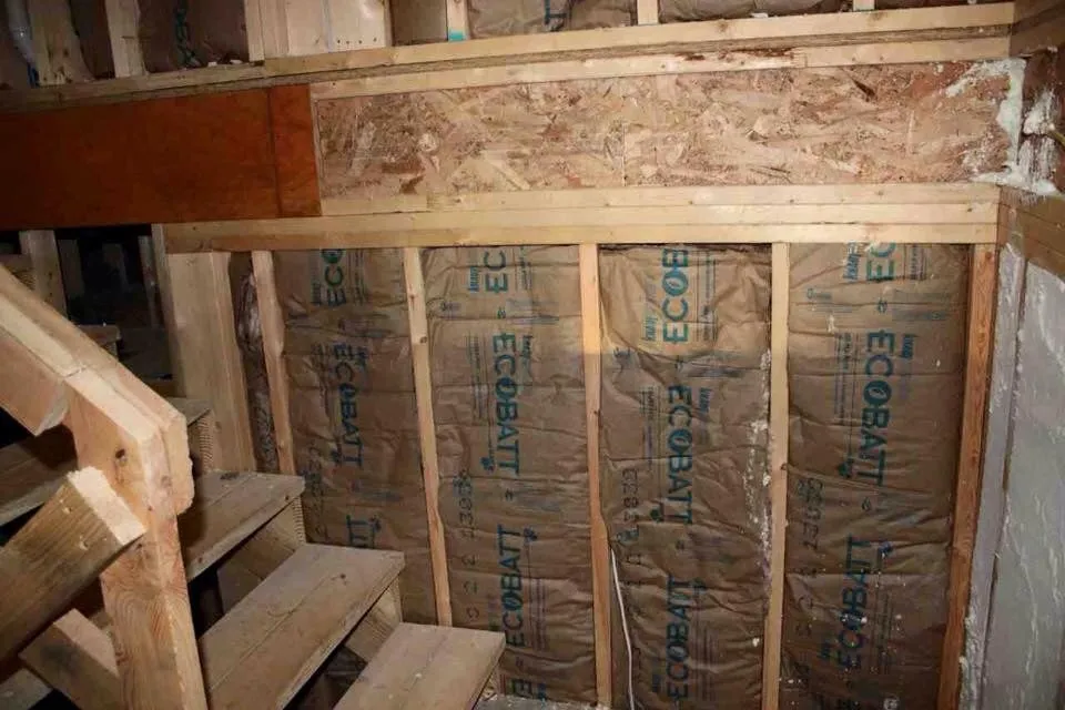 Slide of E&E Restoration