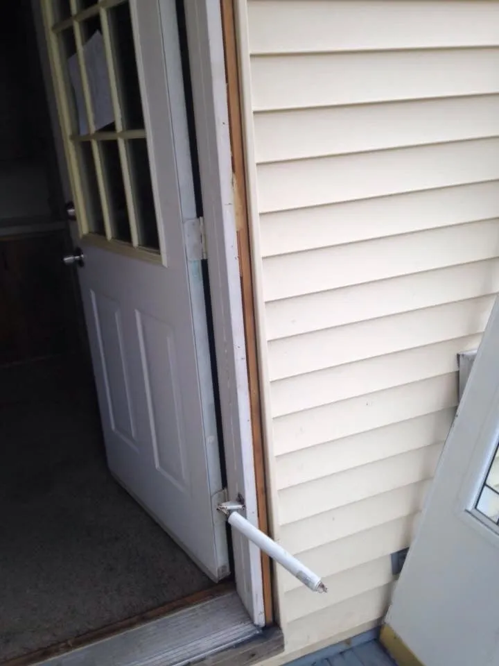 Slide of E&E Restoration