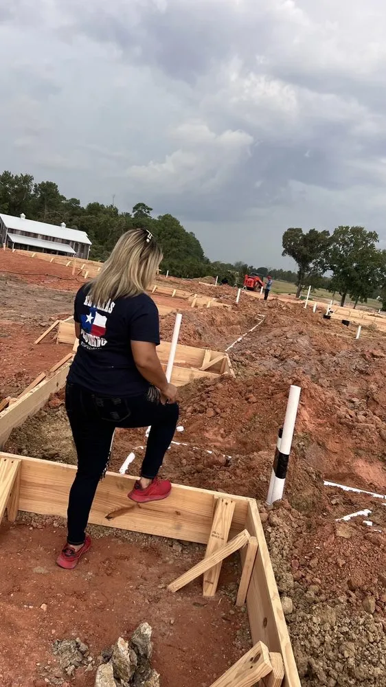 Slide of EE Texas Plumbing