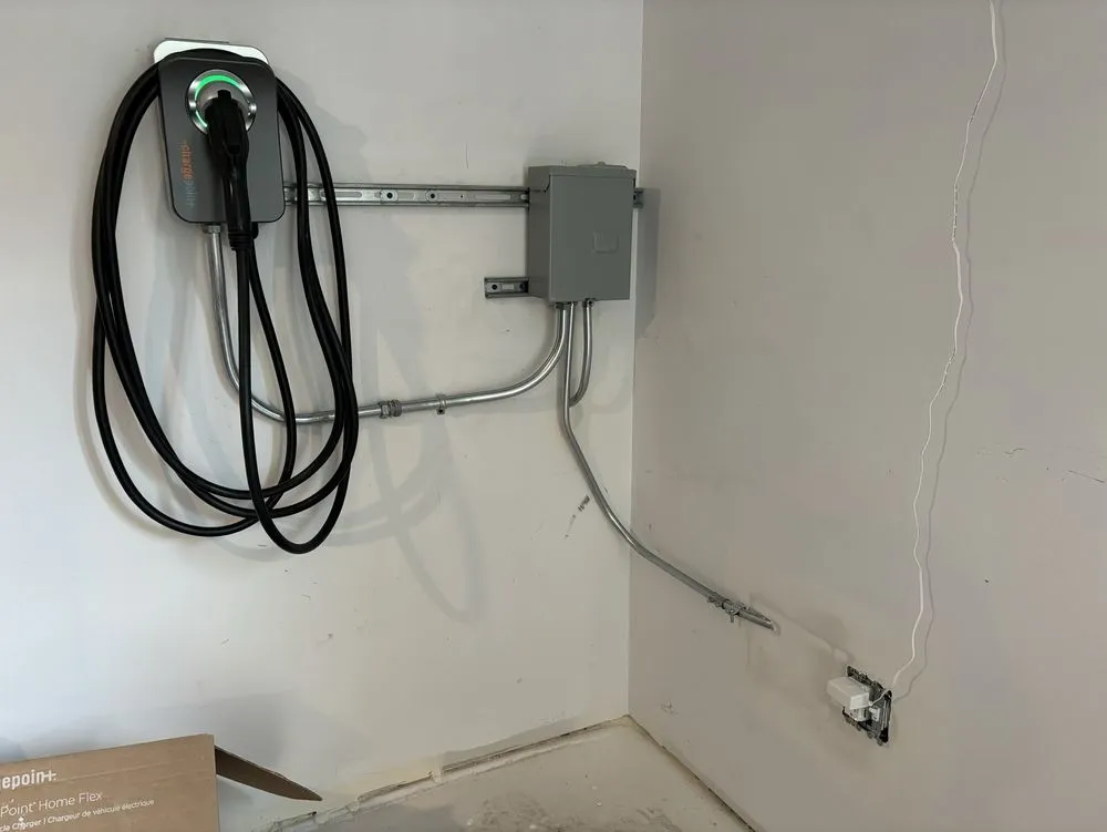 Quality emergency plumbing experts serving Des Plaines, IL - Efficient Handyman Service