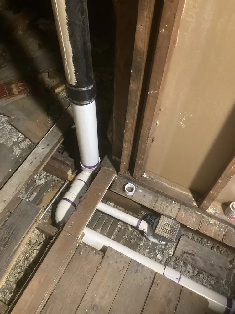 Trusted emergency plumbing in Des Plaines, IL by Efficient Handyman Service