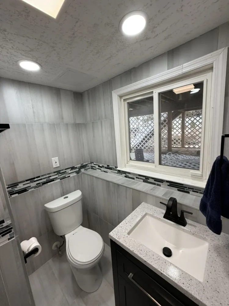 Slide of E&I Home Restoration