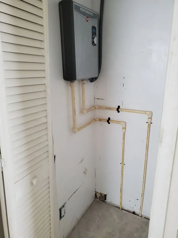 Professional drain cleaning experts serving St. Petersburg, FL - E&I Mechanical