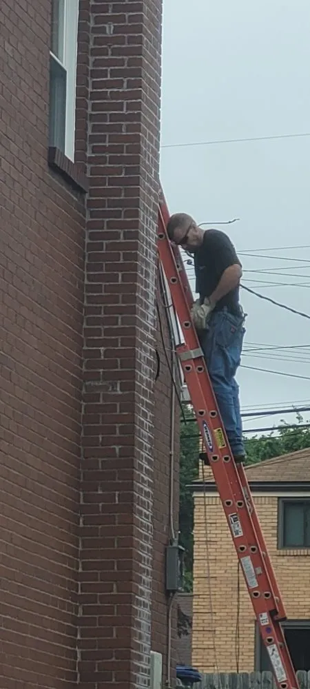 Slide of E&J Electric Plus