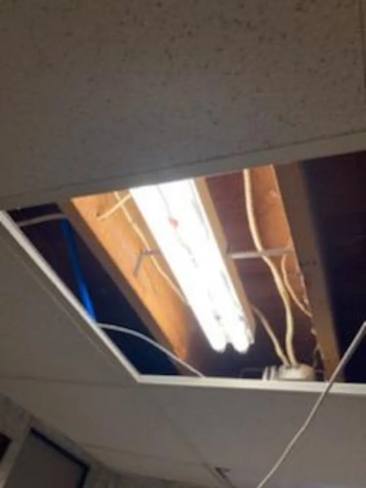 Slide of E&J Electric Plus