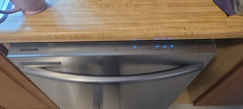 Slide of E&J Electric Plus