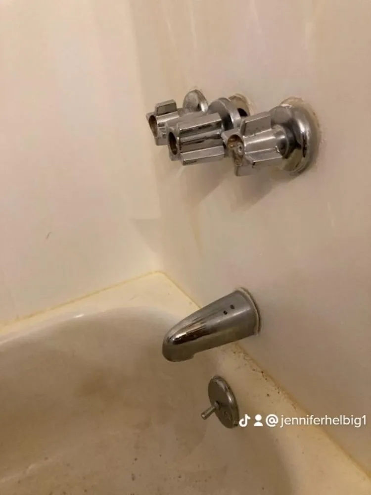 Slide of E&J Electric Plus