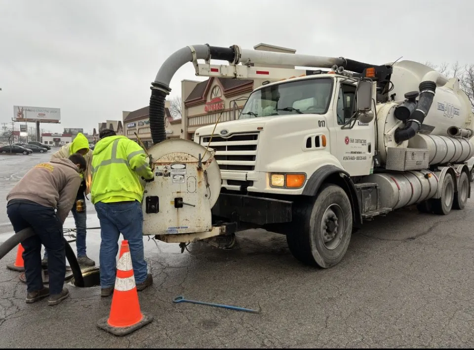 Slide of E&K Contractors