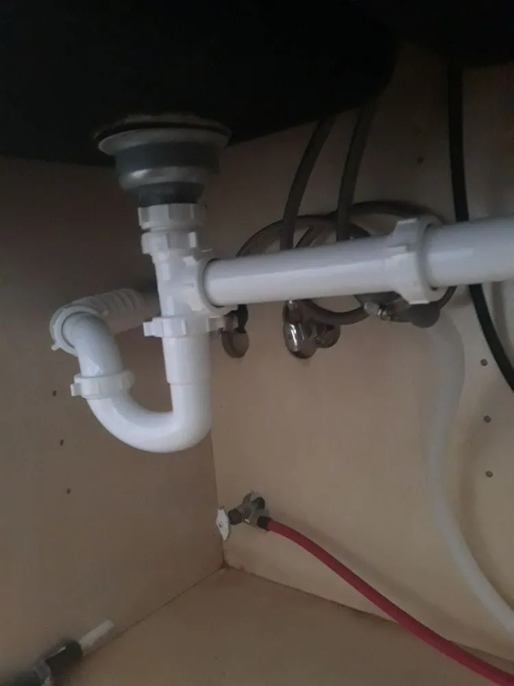 Slide of E&K Elite Plumbing Services