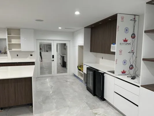 E&K Home Solutions Logo