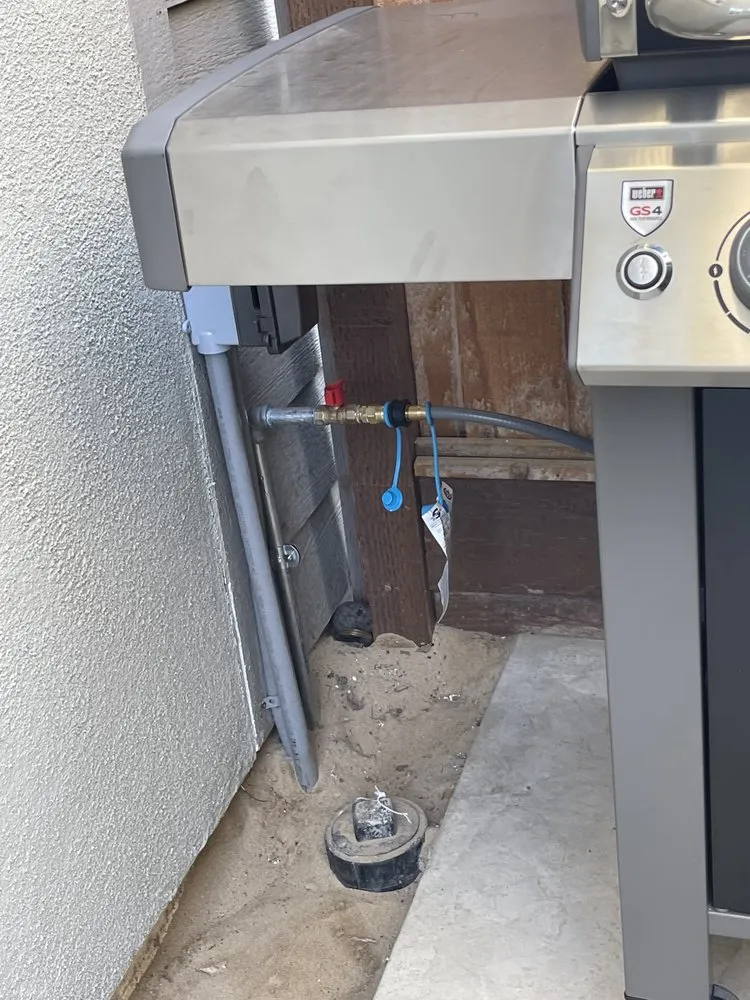 Slide of El Plomero Del Pueblo