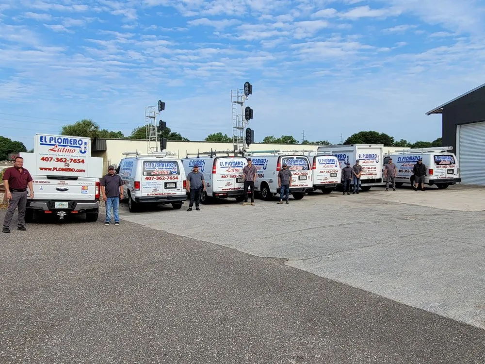 Slide of El Plomero Latino