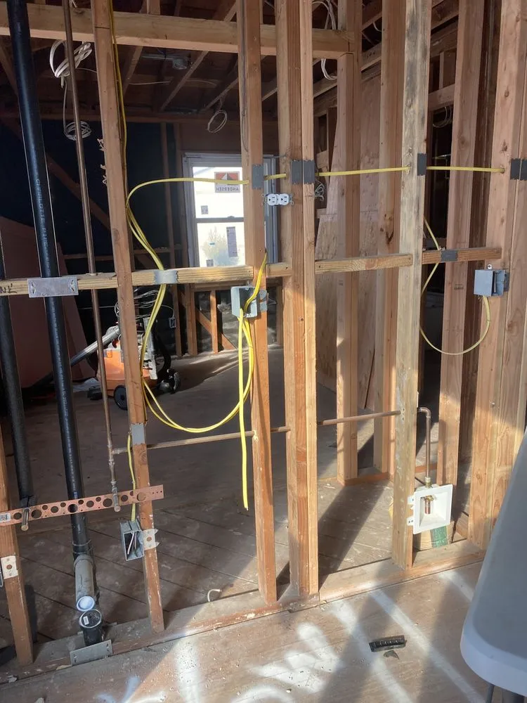 Slide of El Plomero Miguel