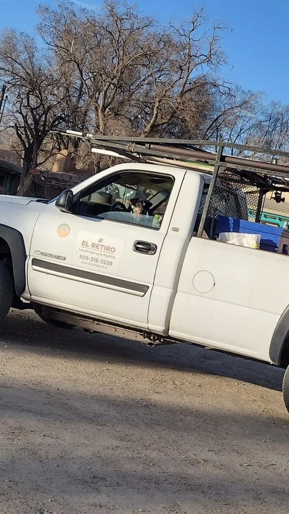 Slide of El Retiro Landscaping