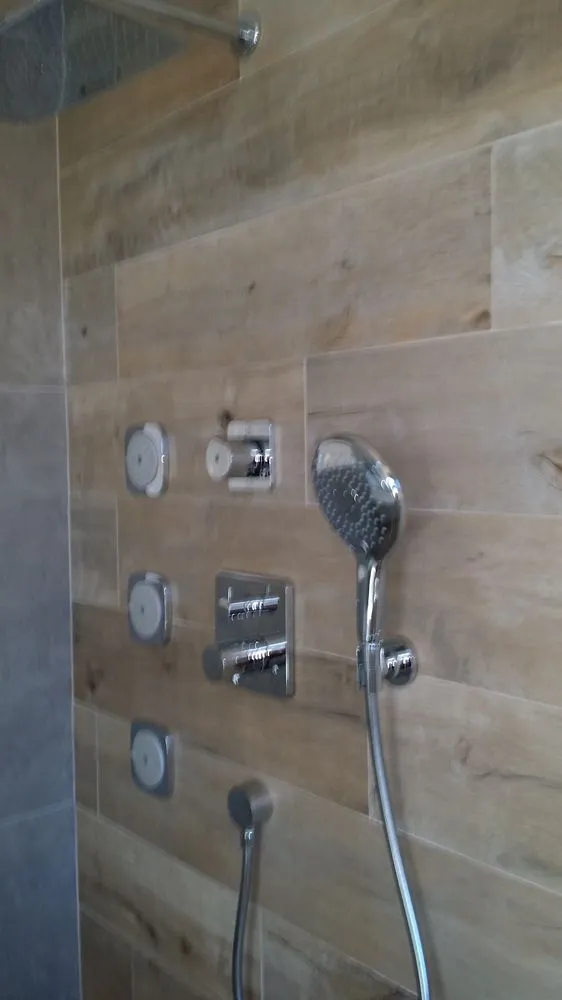 Slide of ELC Builders