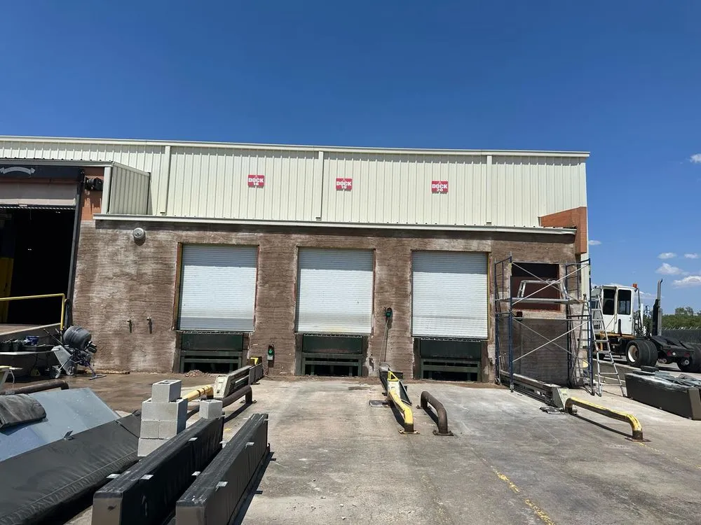 Slide of Elcore Construction