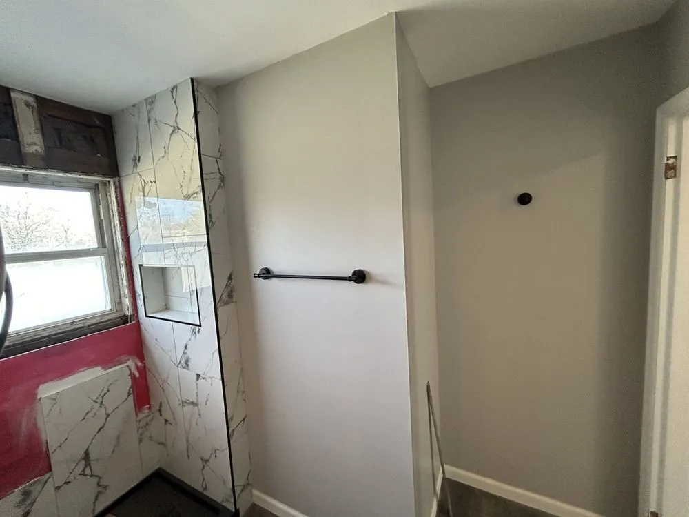 Slide of Elders Construction