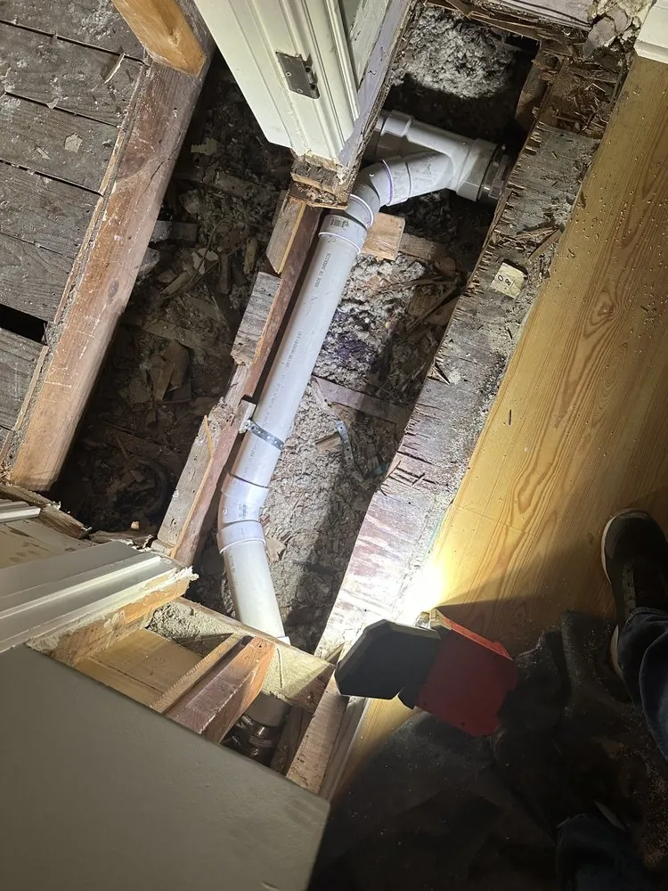 Professional water heater service experts serving Park Ridge, IL - Elevate Plumbing